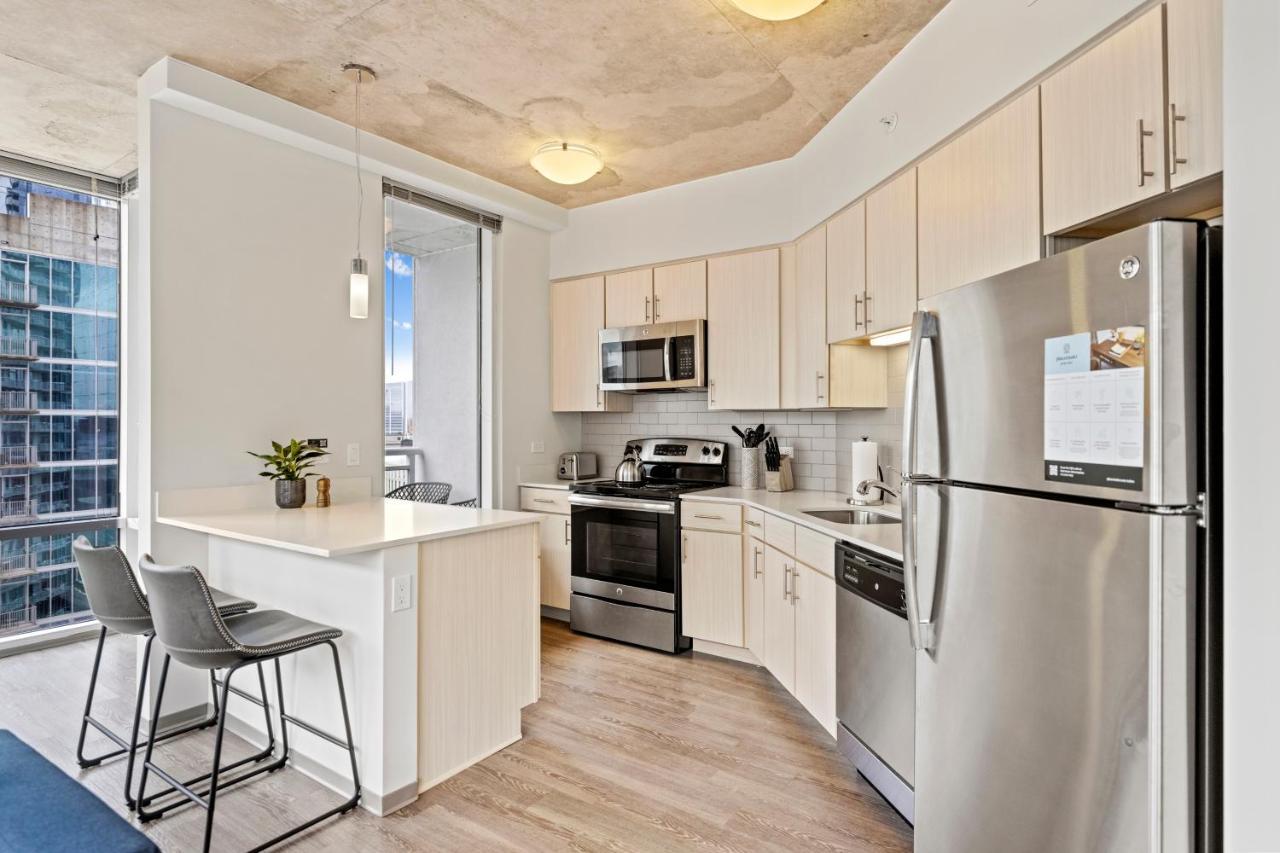 Placemakr Premier Sobro Nashville Exteriér fotografie A kitchen in a typical apartment