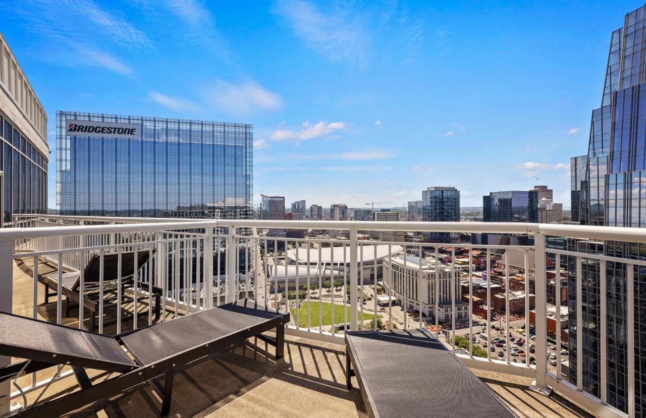 Placemakr Premier Sobro Nashville Exteriér fotografie View from the rooftop of the building